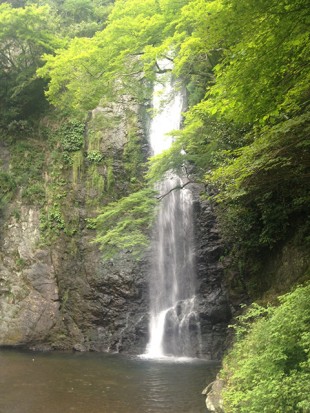 大阪の箕面の滝
